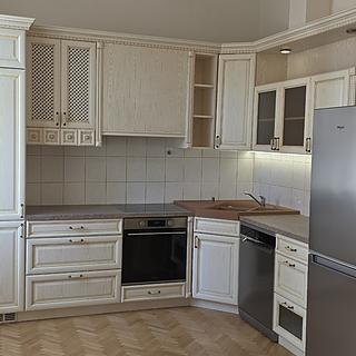 Pronájem bytu 2+1 81 m&sup2; Praha
