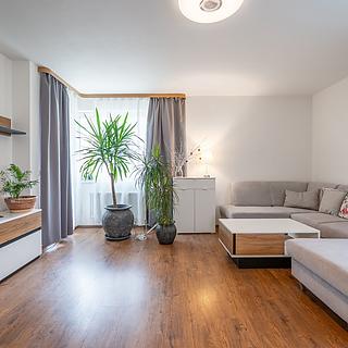 Prodej bytu 3+1 91 m² Tišnov, Dlouhá