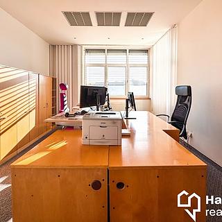 Pronájem kanceláře 21 m² Prostějov, Sádky