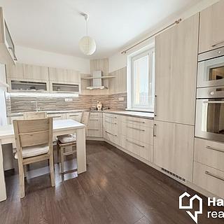 Pronájem bytu 3+1 73 m² Bystřice pod Hostýnem, U Hřiště