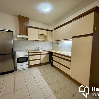 Pronájem bytu 2+kk 75 m² Bystřice pod Hostýnem, Masarykovo nám.