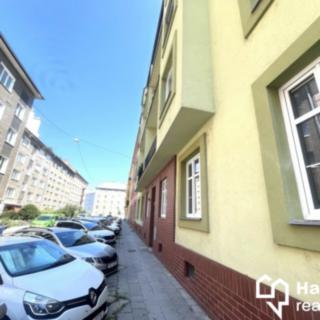 Pronájem bytu 3+1 96 m² Olomouc, Wanklova