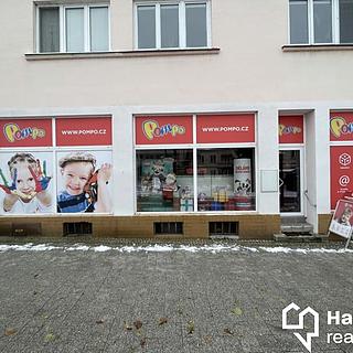 Pronájem obchodu 99 m² Bystřice pod Hostýnem, Masarykovo nám.