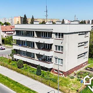 Pronájem bytu 3+1 82 m² Olomouc, Zamykalova