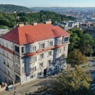 Prodej půdního prostoru 231 m² Praha Smíchov, Na Václavce