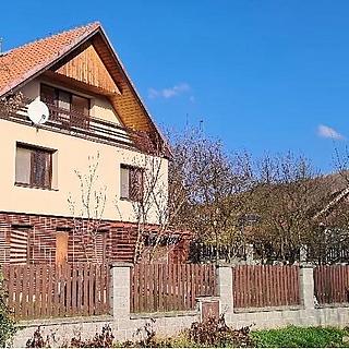 Prodej rodinného domu 300 m&sup2; Lomnička