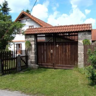 Prodej rodinného domu 214 m² Kamenná