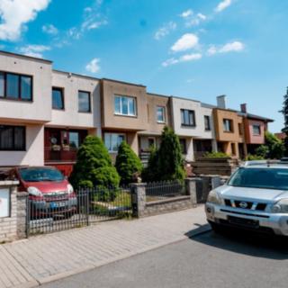 Prodej rodinného domu 270 m² Moravany, Slunná