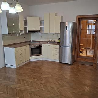 Pronájem bytu 2+kk 67 m² Brno