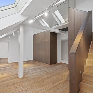 Pronájem bytu 3+1 129 m&sup2; Praha
