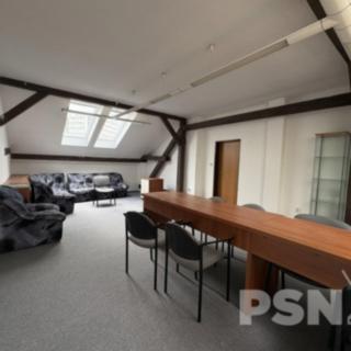 Pronájem kanceláře 67 m²