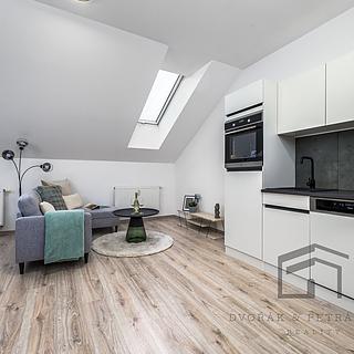 Prodej bytu 2+kk 40 m² Praha Libeň, Pod Labuťkou