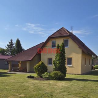 Prodej rodinného domu 125 m² Ledce