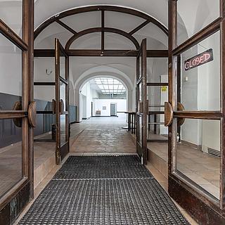 Pronájem obchodu 187 m² Kutná Hora Kutná Hora-Vnitřní Město, Husova