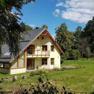 Pronájem rodinného domu 180 m² Růžová
