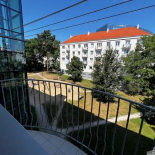 Pronájem bytu 1+1 40 m² Praha Vokovice, Na dlouhém lánu
