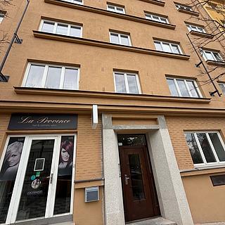 Pronájem bytu 2+1 82 m² Praha Vinohrady, náměstí Jiřího z Lobkovic