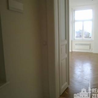 Pronájem bytu 1+kk, garsoniery 31 m² Praha