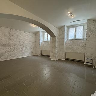 Pronájem kanceláře 240 m² Praha Holešovice, Jirečkova
