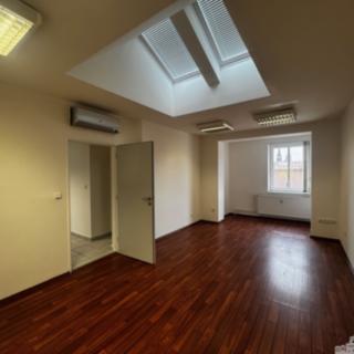 Pronájem kanceláře 115 m² Praha, Lublaňská