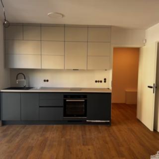 Pronájem bytu 2+kk 40 m² Praha Vinohrady, Korunní