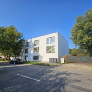 Pronájem garáže 15 m² Brno