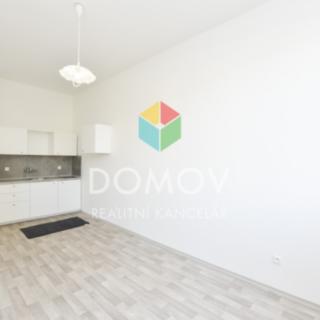 Pronájem bytu 1+kk a garsoniéry 24 m² Králův Dvůr, Plzeňská