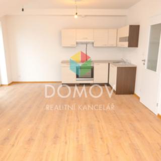 Pronájem bytu 4+kk 80 m² Králův Dvůr Levín, Na Lucberku