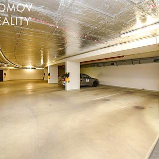 Pronájem parkovacího místa 1 300 m² Beroun Beroun-Město, Nepilova