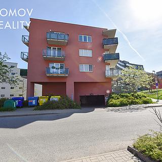 Pronájem parkovacího místa 1300 m&sup2; Beroun