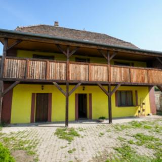 Prodej rodinného domu 133 m² Hoštka