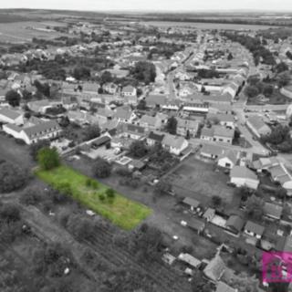 Prodej stavební parcely 1 000 m² Dolní Dunajovice