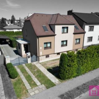 Prodej rodinného domu 151 m² Rohatec