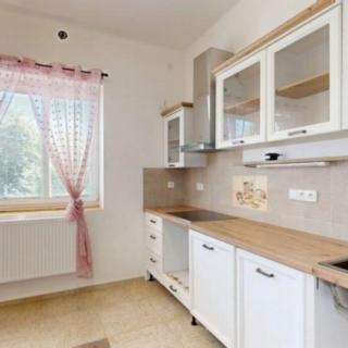 Prodej bytu 2+1 87 m² Břeclav, Jaselská