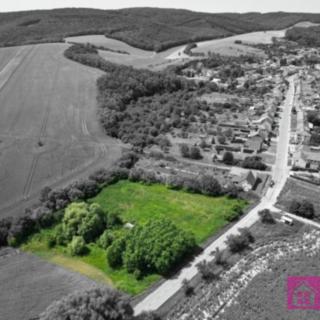 Prodej stavební parcely 7 284 m² Diváky