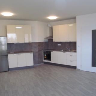 Pronájem bytu 3+kk 71 m² Praha