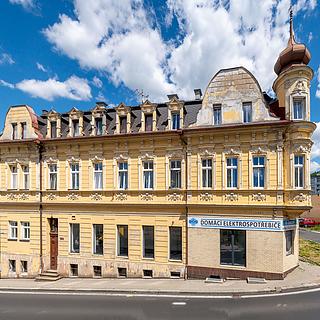 Pronájem obchodu 129 m&sup2; Karlovy Vary