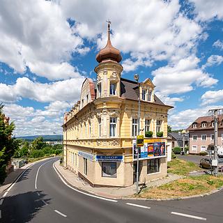 Pronájem bytu 2+1 44 m² Karlovy Vary