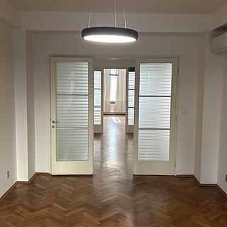 Pronájem bytu 4+1 118 m² Praha Nové Město, Ostrovní