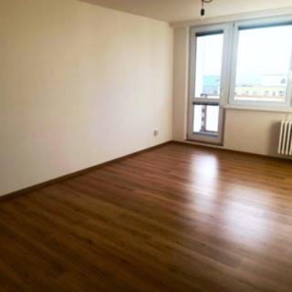 Prodej bytu 3+1 77 m² Praha Horní Měcholupy, Livornská