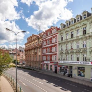 Pronájem bytu 3+1 84 m² Karlovy Vary, náměstí Republiky