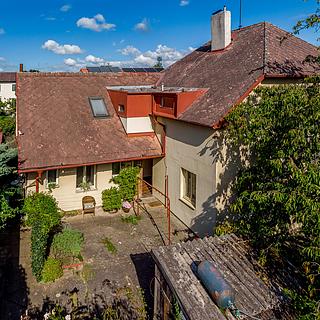 Pronájem rodinného domu 280 m&sup2; Praha