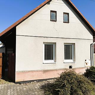 Prodej rodinného domu 146 m² Žiželice Loukonosy