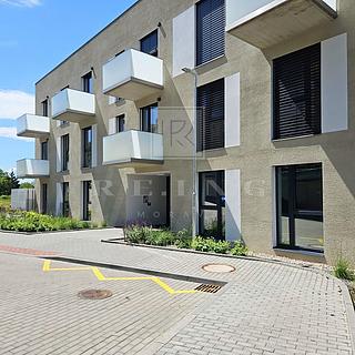 Pronájem bytu 2+kk 37 m&sup2; Brno