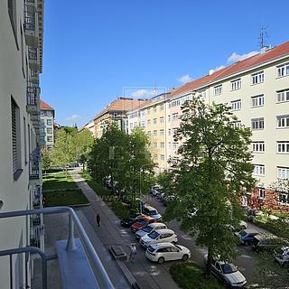 Pronájem bytu 2+kk 52 m&sup2; Brno