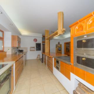 Prodej rodinného domu 500 m² Doksy, Horní