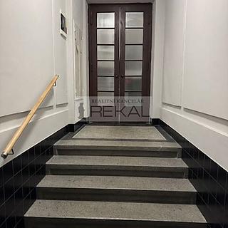 Pronájem kanceláře 50 m&sup2; Praha