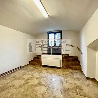 Pronájem obchodu 167 m² Praha Vinohrady, Slezská