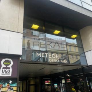 Pronájem kanceláře 360 m² Praha Karlín, Thámova