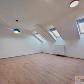 Pronájem bytu 1+kk a garsoniéry 38 m² Olomouc, Holická
